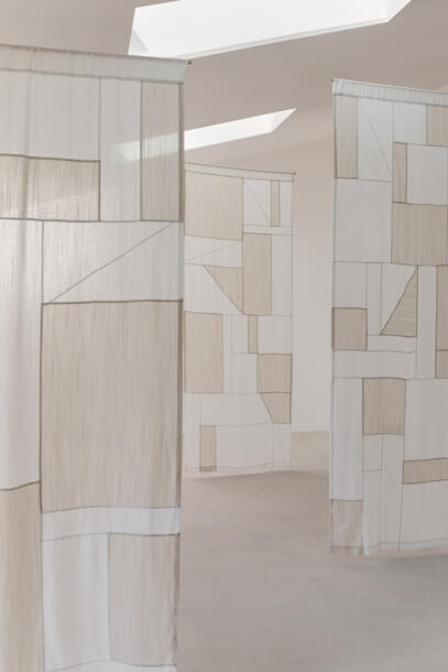 Là où la lumière épouse les textures